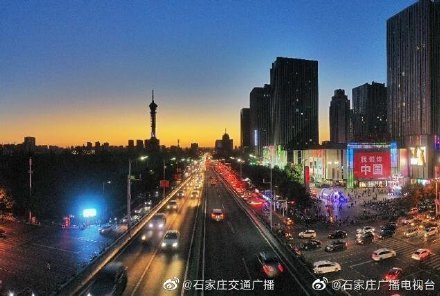 石家庄，历史与现代交织的璀璨夜景之城